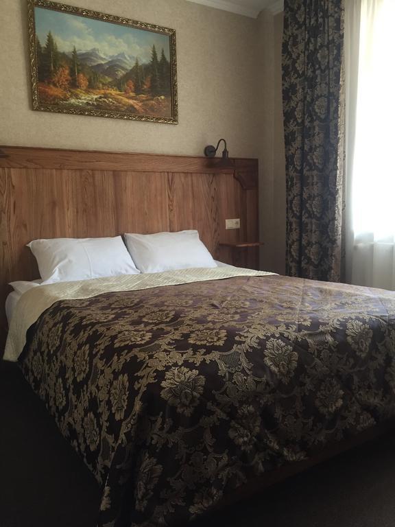 Grofa Room บูโคเวล ภายนอก รูปภาพ
