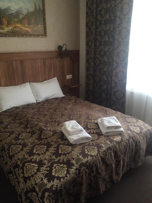 Grofa Room บูโคเวล ภายนอก รูปภาพ