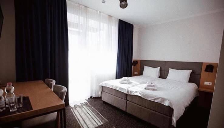 Grofa Room บูโคเวล ภายนอก รูปภาพ